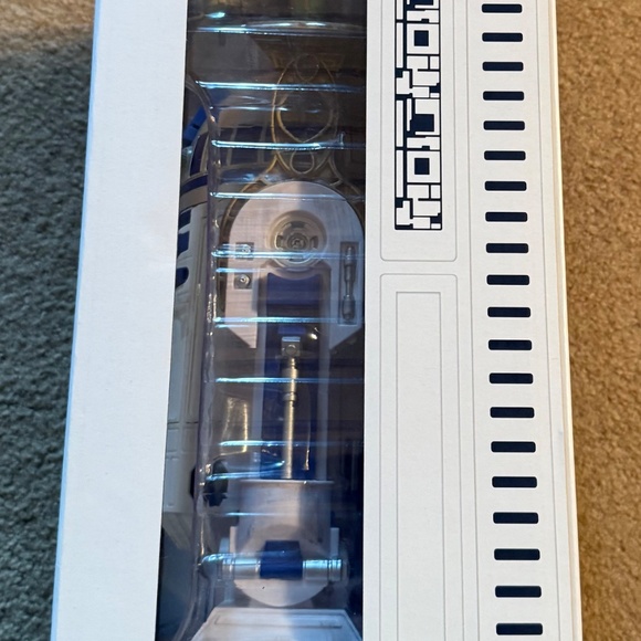 Disney R2-D2 Remote Control Interactive Droid with Serving Tray - Picture 4 of 4